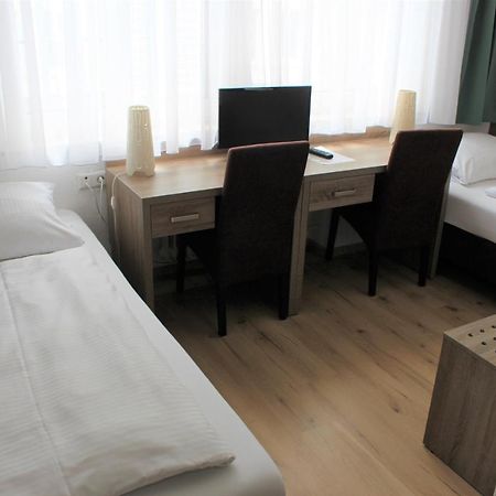 Hotel Ulmer Spatz מראה חיצוני תמונה