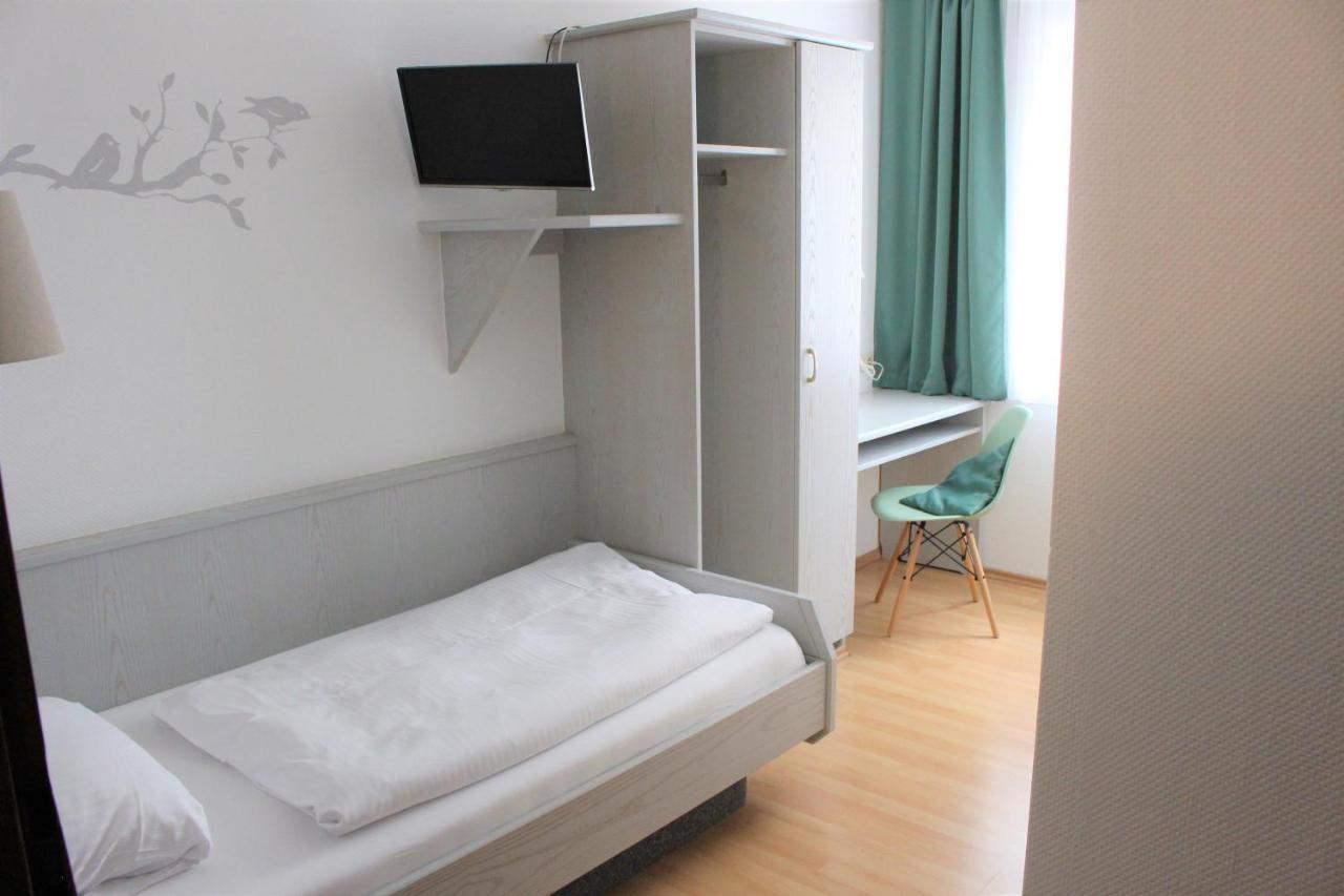 Hotel Ulmer Spatz מראה חיצוני תמונה