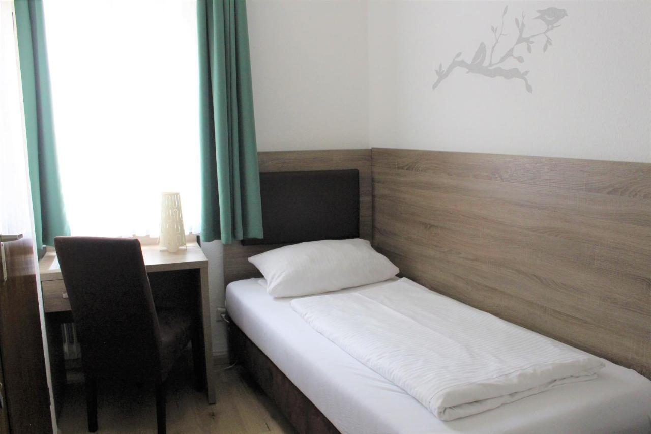 Hotel Ulmer Spatz מראה חיצוני תמונה